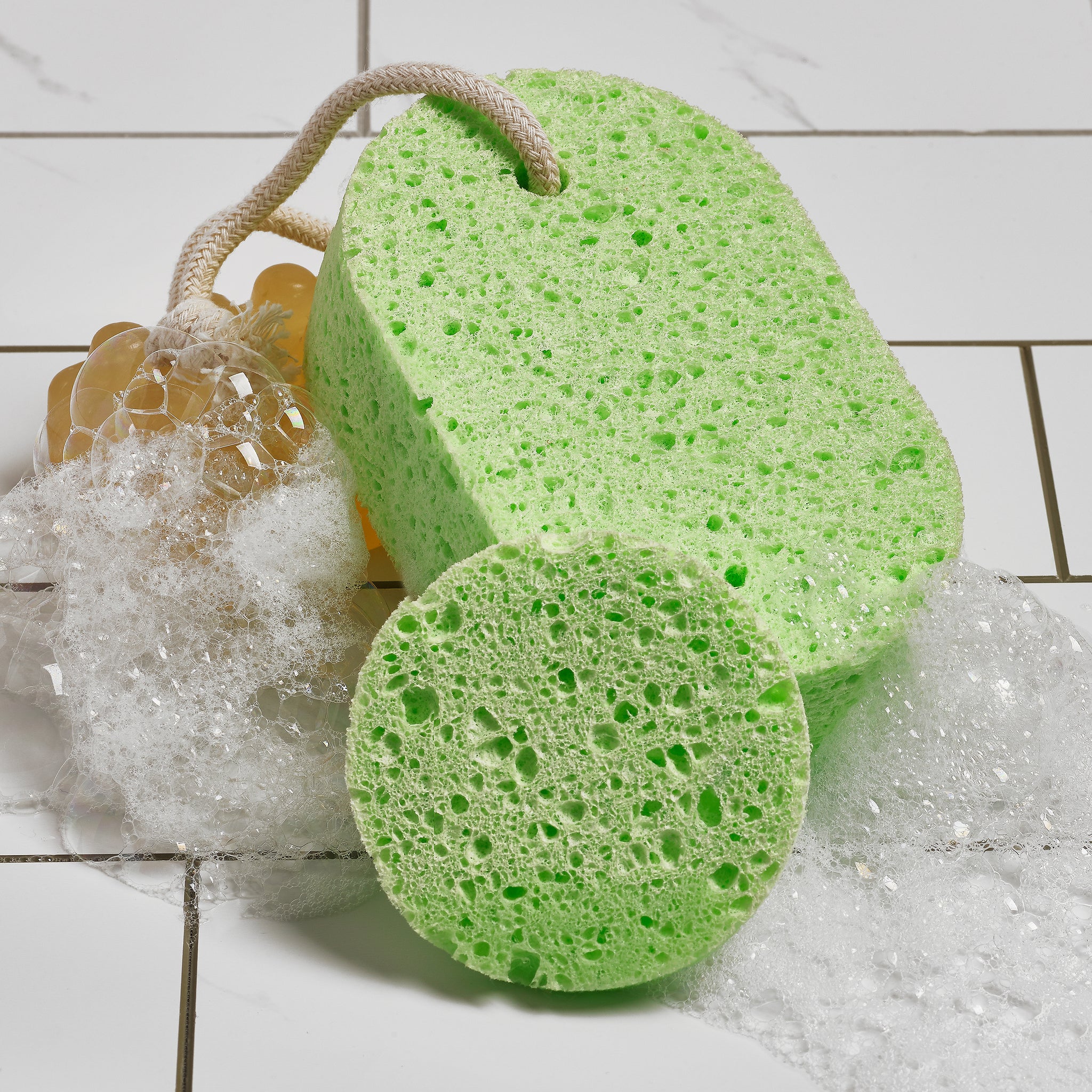 Gentle Facial Cleansing Sponge – Earth Therapeutics