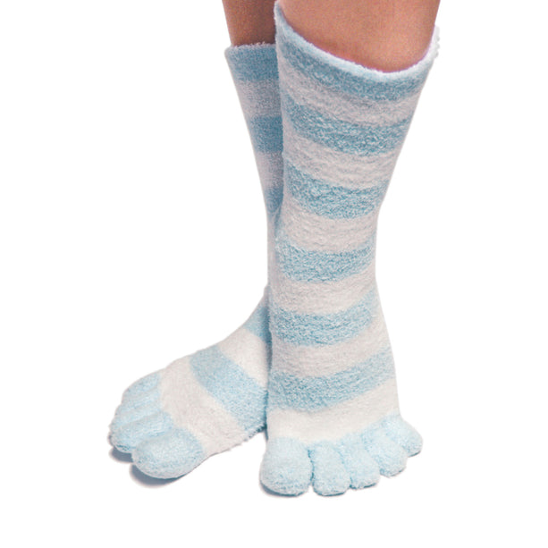 Moisturizing Toe Socks – Earth Therapeutics