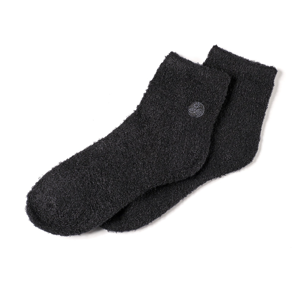 Light Black Moisturizing Aloe Socks